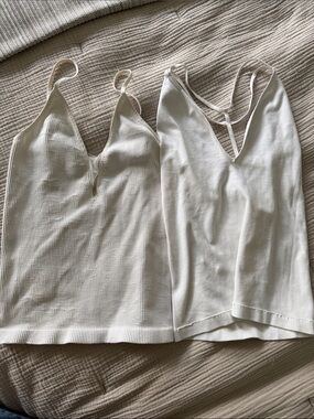 Free People Intimately Deep V White V-Neck Tank Tops - Set of 2